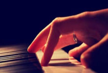 英超第35轮开球时间：切尔西vs利物浦5月4日23：30开始.